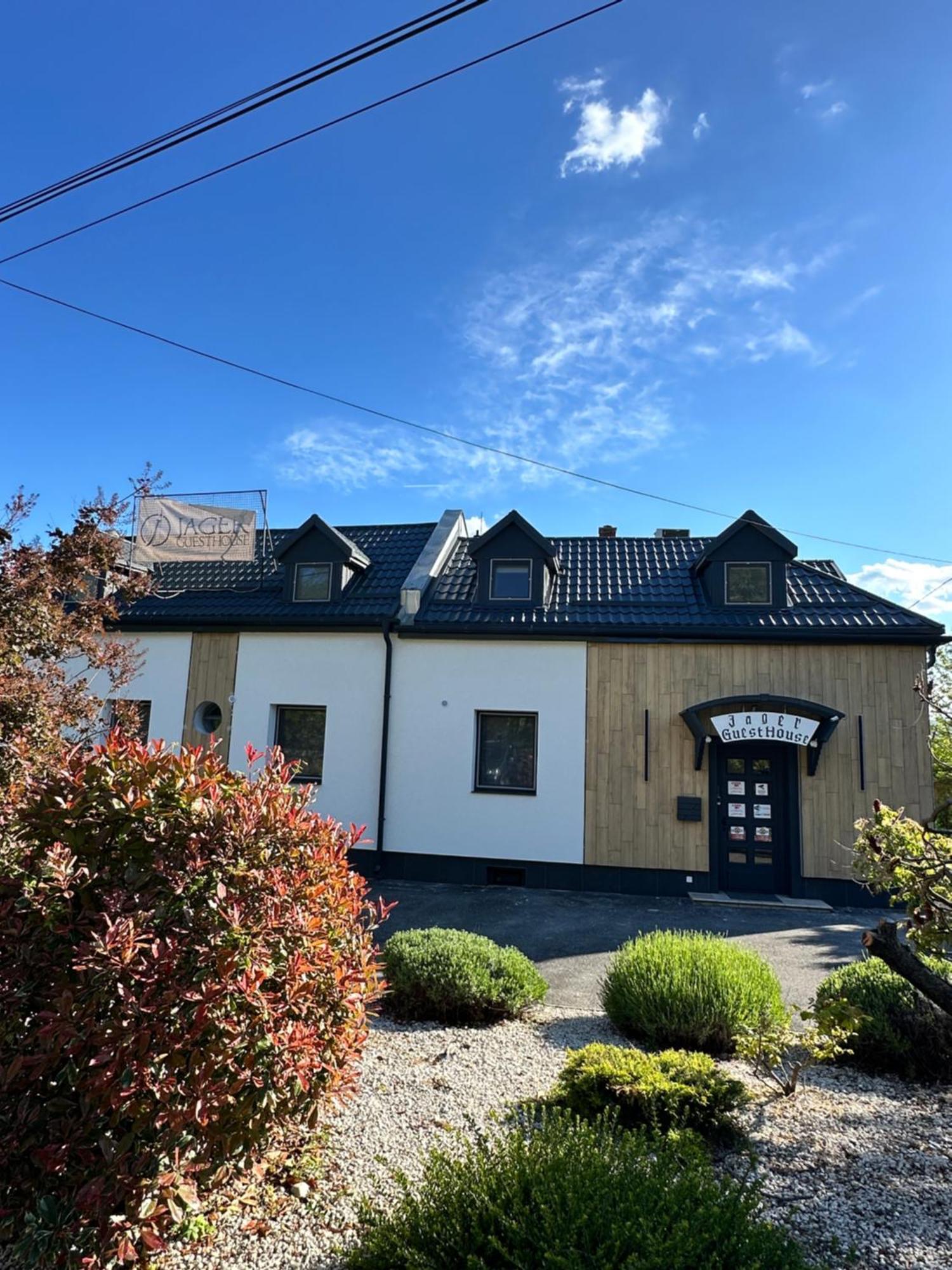 Jager Guesthouse Šoproň Exteriér fotografie