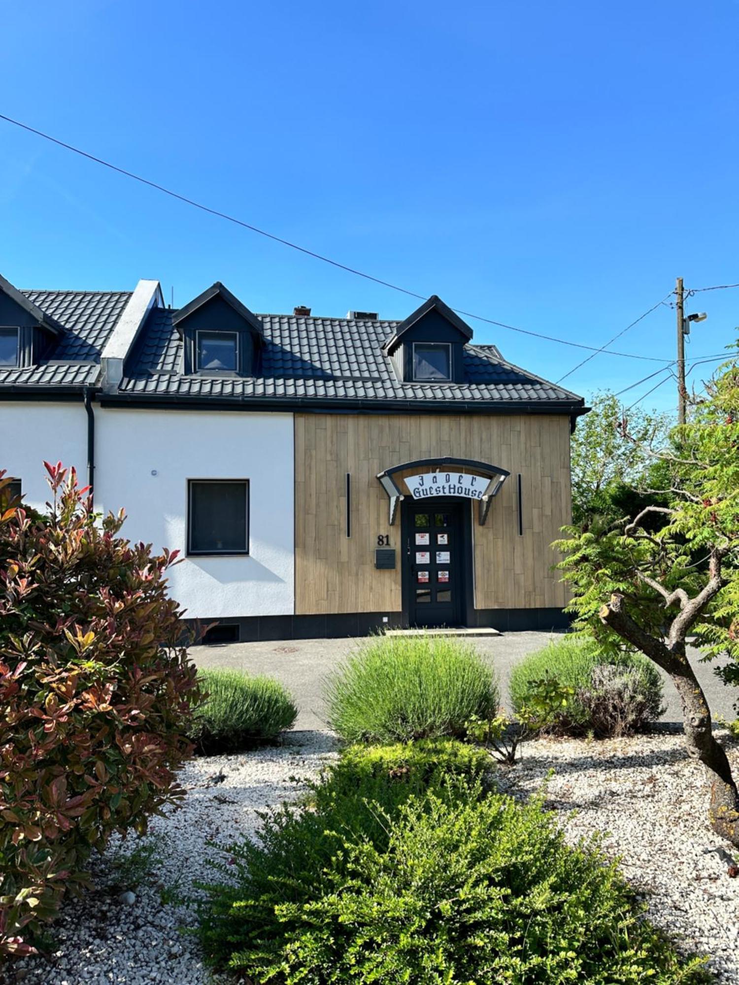 Jager Guesthouse Šoproň Exteriér fotografie